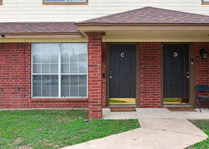 Apartment Furnished 3br 2ba Monthly Near Hood *