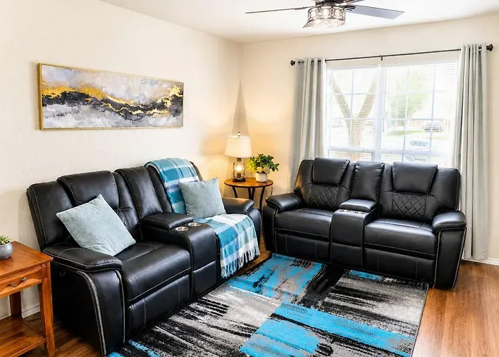Apartment Furnished 3br 2ba Monthly Near Hood *